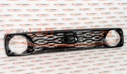 Решетка радиатора titan черный лак с черным матовым шильдиком на Лада Нива 4х4, Урбан