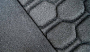 Чехлы сидений модельные (не обивка), черная ткань, центр на подкладке 10мм, цветная строчка Соты на Лада Калина
