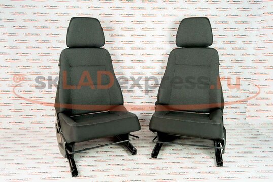Комплект оригинальных передних сидений с салазками на Лада Нива 4х4 3-дверная_1