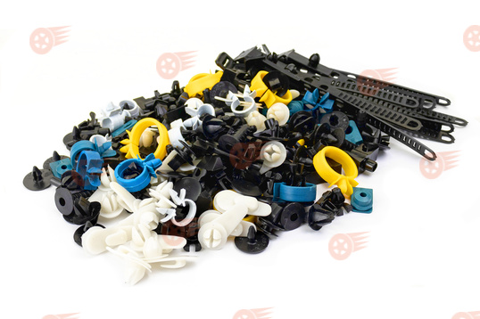 Набор пластиковых изделий кузова ВАЗ 2101, 2102, 2103, 2106_1