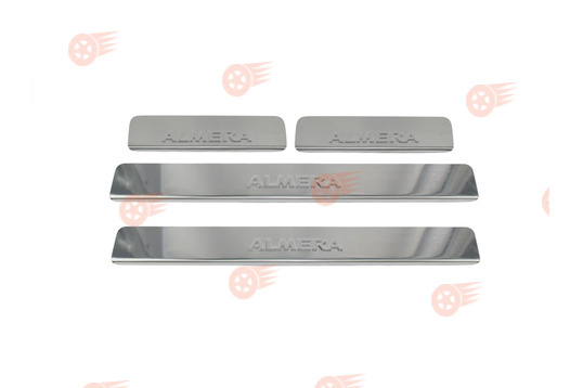 Накладки на пороги хромированные с надписью на Nissan Almera (АвтоВАЗ) с 2013 г.в._1