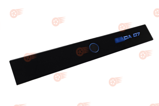 Стекло на крышку бардачка тонированное (накладка), синяя диодная подсветка на ВАЗ 2107_1