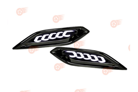 Катафоты заднего бампера диодные белые 3-режимные с узором 5 скоб и черной лаковой облицовкой на Лада Веста NG_1