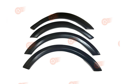 Комплект накладок на арки на Лада Приора_1