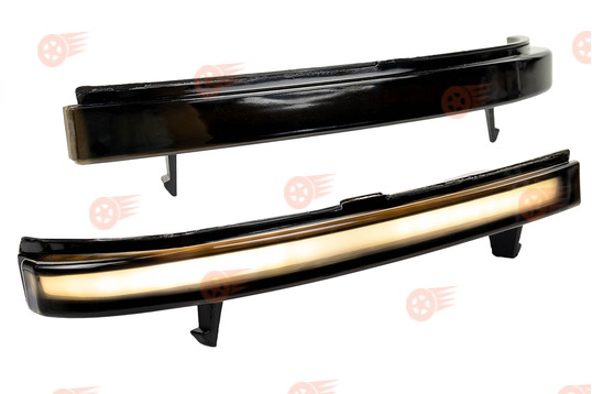 Повторители поворота бело-желтые с черным стеклом Мультиплазма в зеркала нового образца на Лада Приора_1