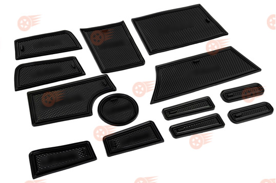 Комплект черных силиконовых ковриков панели приборов и консоли на Лада Приора 2 2013-2018 г.в._1