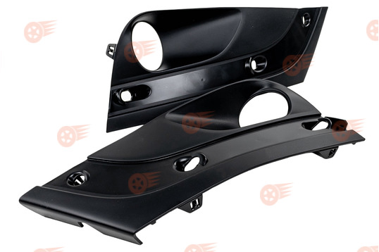 Рамки противотуманных фар на Лада Веста_1