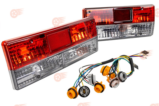 Задние фонари тонированные с красной полосой на ВАЗ 2105, 2107_1