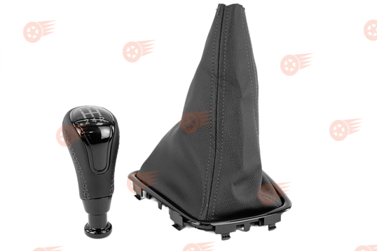 Ручка КПП в стиле Vesta с пыльником, черные лаковые вставка и рамка, черная строчка Sal-Man на Лада Приора 2 с тросовым приводом_1